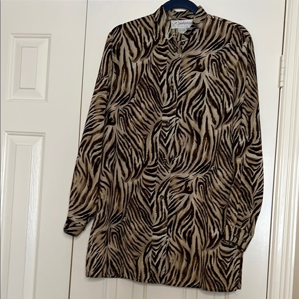 2/$20 Nygard Collection Women’s Zebra Print Blouse